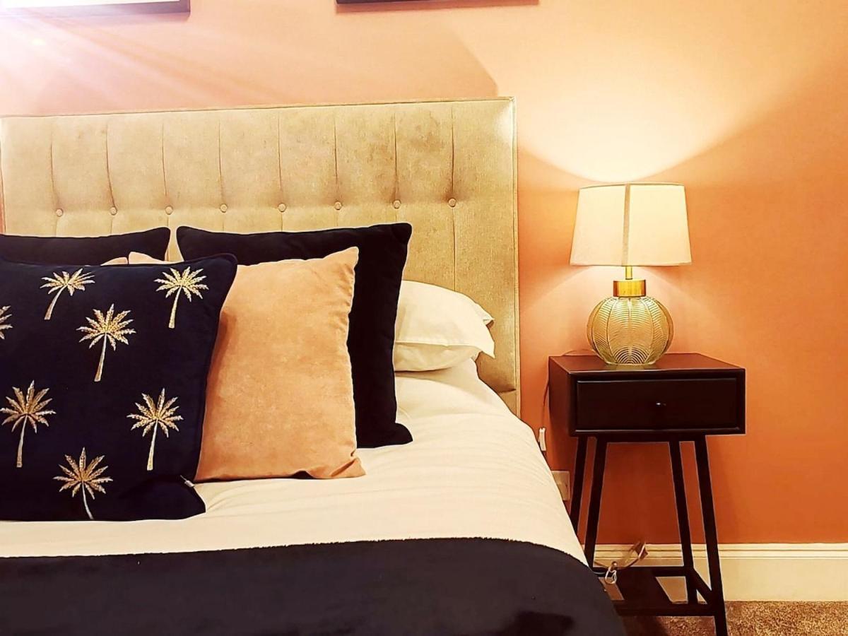 Appartement Bright And Stylish 2 Bedroom Town Centre Sleeps 5 Free Parking *